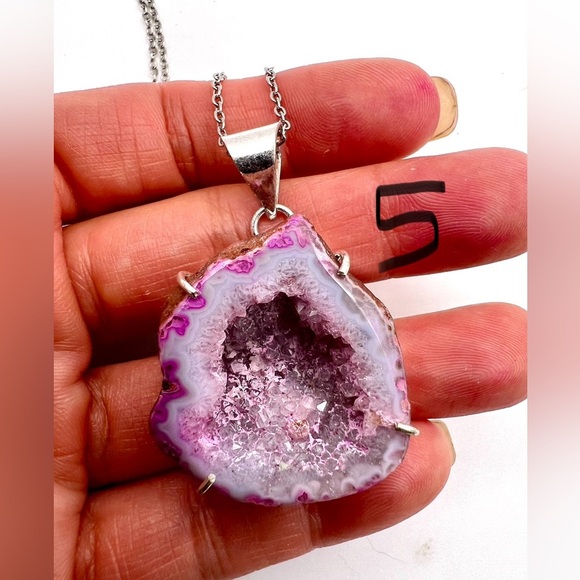 925 You Choose! Micro Quartz Crystal Pink Geode Necklace Pendant - Picture 5 of 10